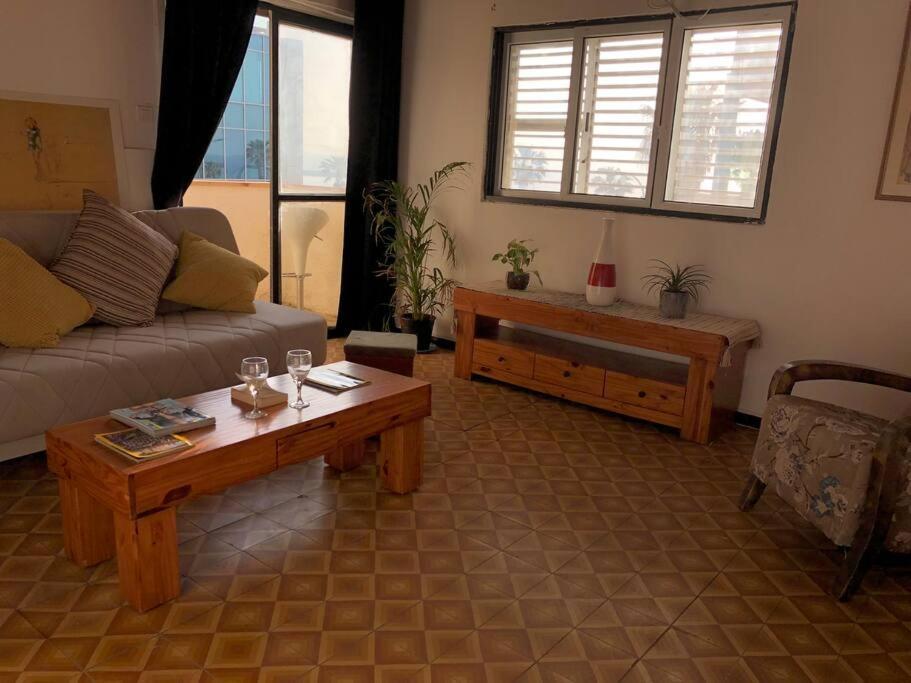 Entire Apartment Facing The Sea Tel Aviv Exteriör bild